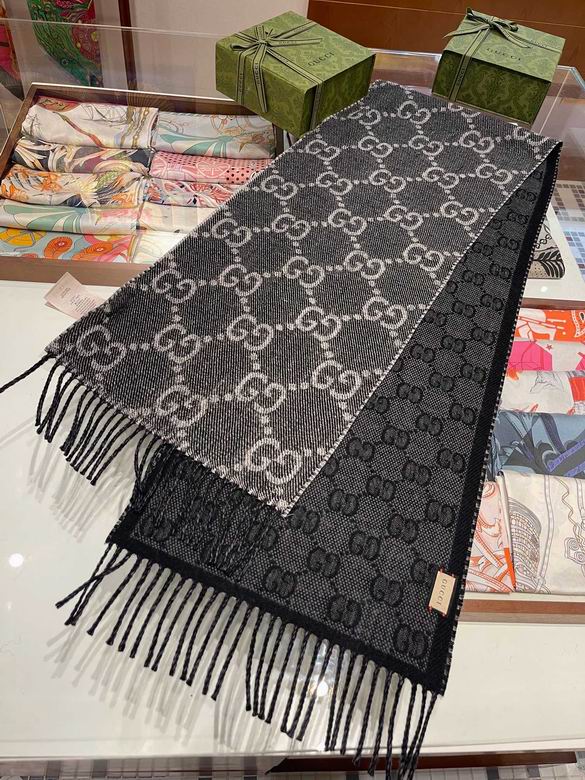 SCARF GUCCI