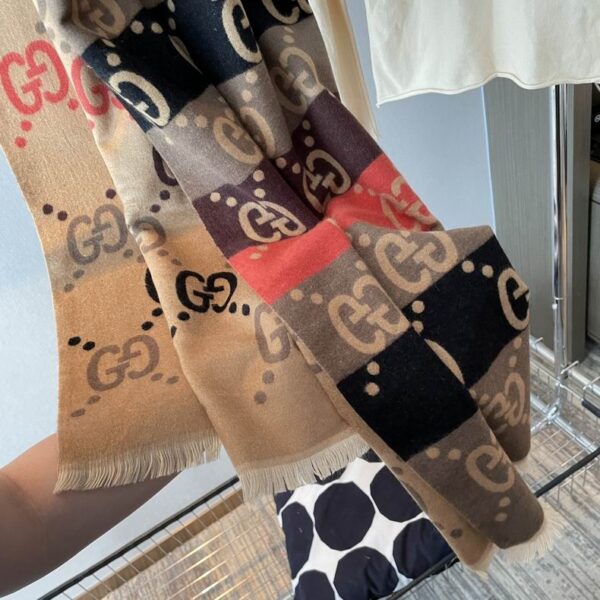SCARF GUCCI