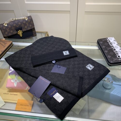 WINTER SET LOUIS VUITTON