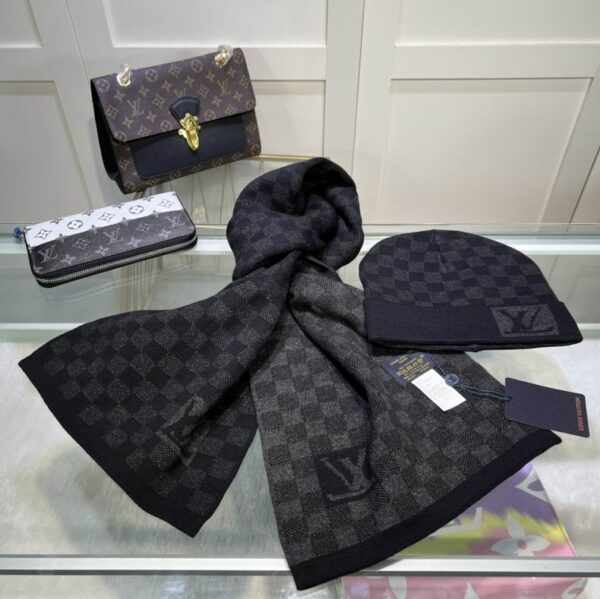WINTER SET LOUIS VUITTON