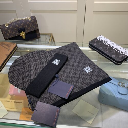 WINTER SET LOUIS VUITTON