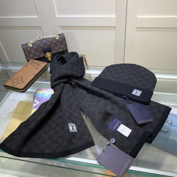 WINTER SET LOUIS VUITTON
