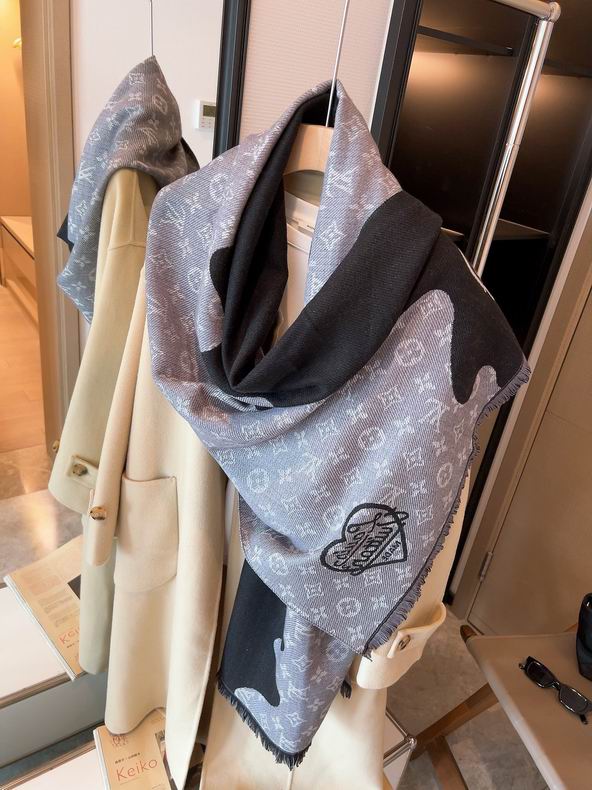 SCARF LOUIS VUITTON