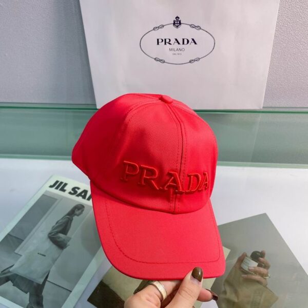 GORRA PRADA