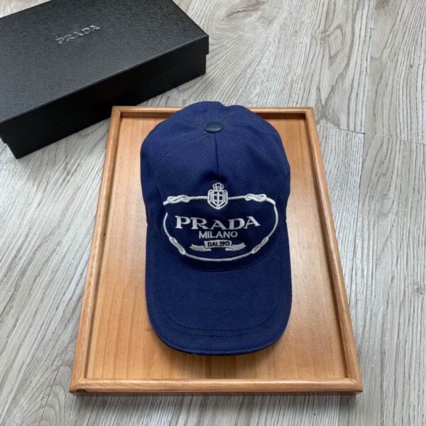 GORRA PRADA