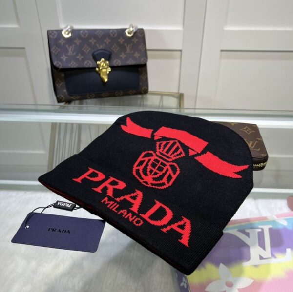 GORRO PRADA