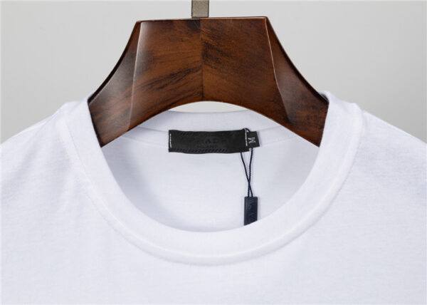 CAMISETA PRADA