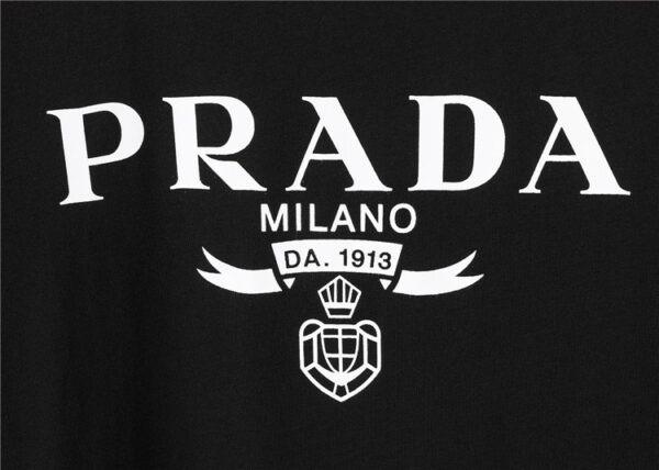 CAMISETA PRADA