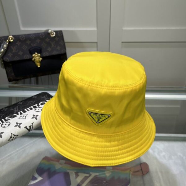 SOMBRERO PRADA