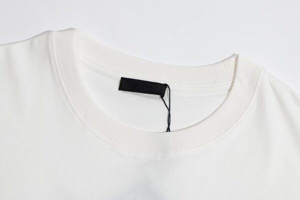CAMISETA PRADA