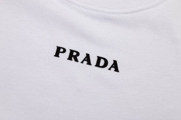 CAMISETA PRADA
