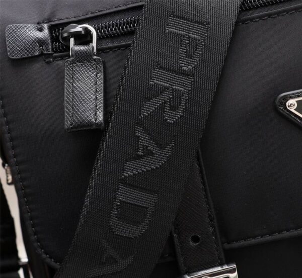 BOLSO MESSENGER PRADA