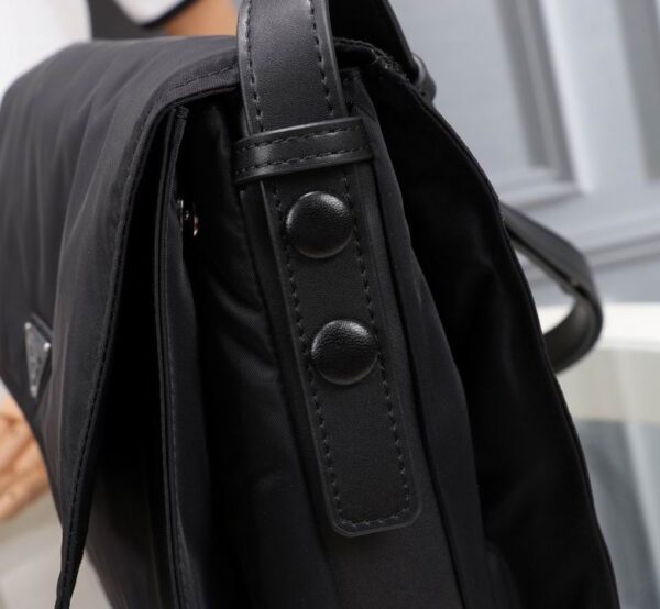 BOLSO MESSENGER PRADA