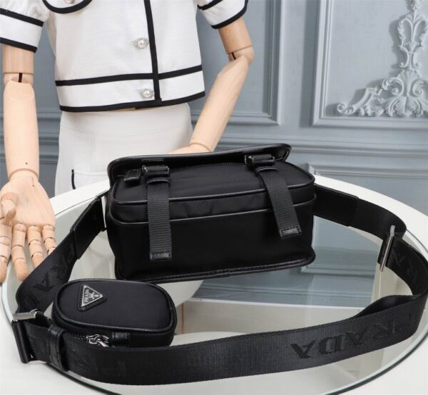 BOLSO MESSENGER PRADA