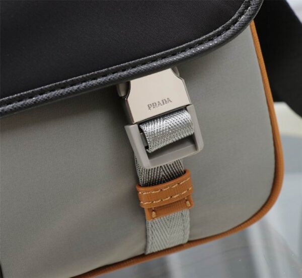 BOLSO MESSENGER PRADA