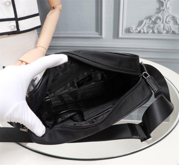 BOLSO MESSENGER PRADA