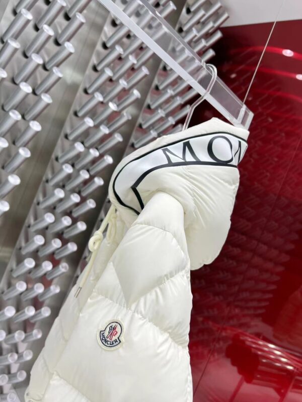 CHAQEUTÓN MONCLER