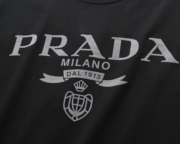 CAMISETA PRADA