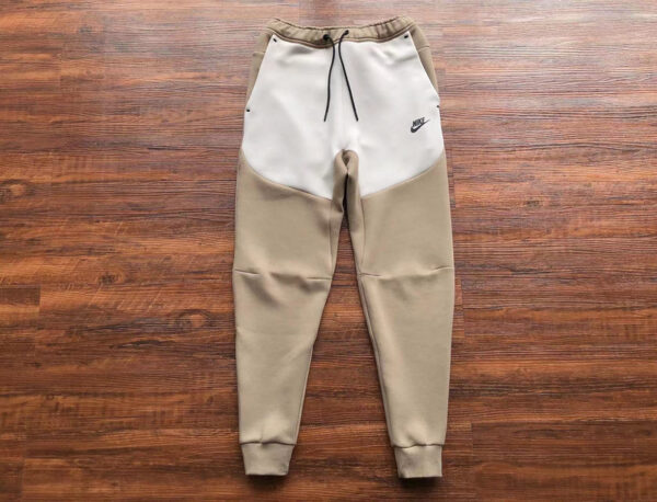 NIKE TECH FLEECE TRACKSUIT