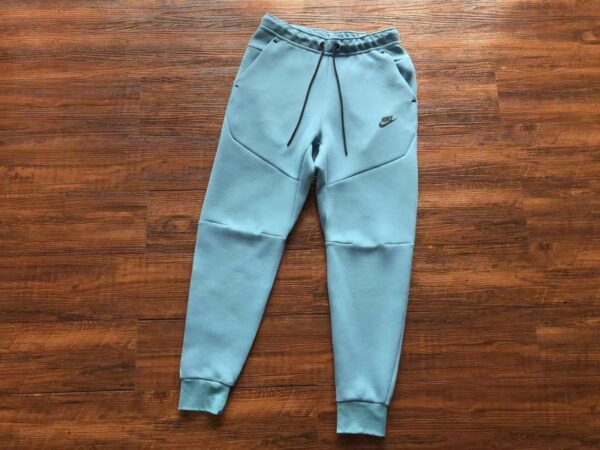 NIKE TECH FLEECE TRACKSUIT