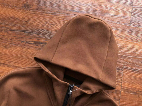 NIKE TECH FLEECE TRACKSUIT