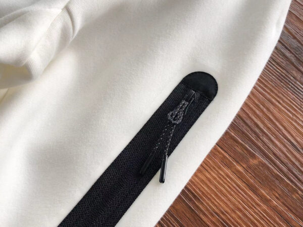 NIKE TECH FLEECE TRACKSUIT