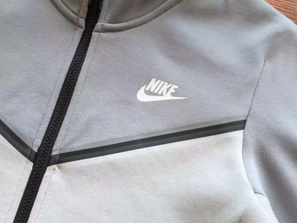 NIKE TECH FLEECE TRACKSUIT