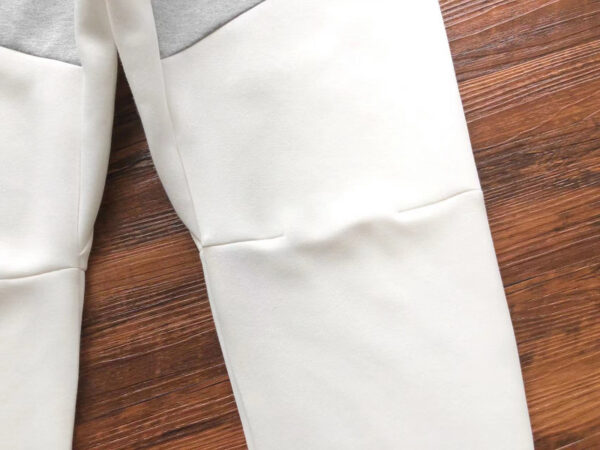 NIKE TECH FLEECE TRACKSUIT