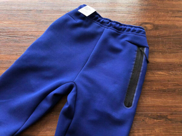 NIKE TECH FLEECE TRACKSUIT