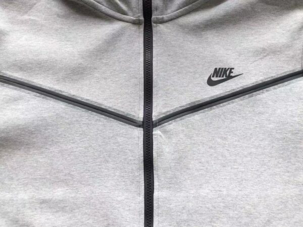 NIKE TECH FLEECE TRACKSUIT