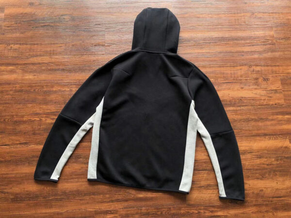 NIKE TECH FLEECE TRACKSUIT