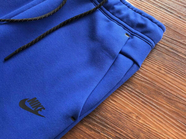 NIKE TECH FLEECE TRACKSUIT