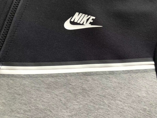 NIKE TECH FLEECE TRACKSUIT