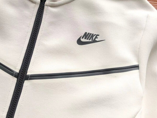 NIKE TECH FLEECE TRACKSUIT