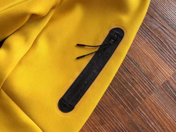 NIKE TECH FLEECE TRACKSUIT