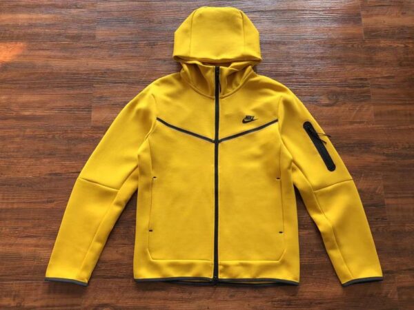 NIKE TECH FLEECE TRACKSUIT