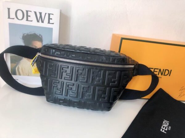 BOLSO WAIST FENDI