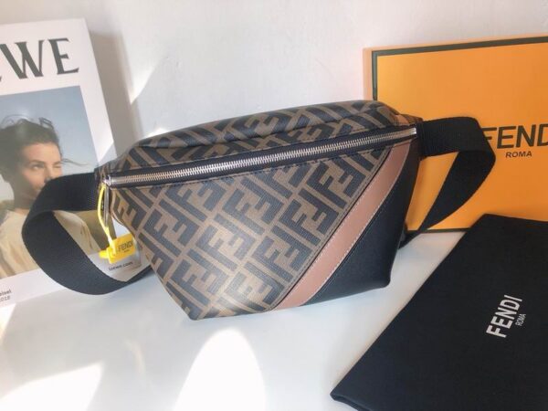 BOLSO WAIST FENDI