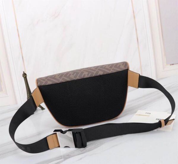 BOLSO WAIST FENDI