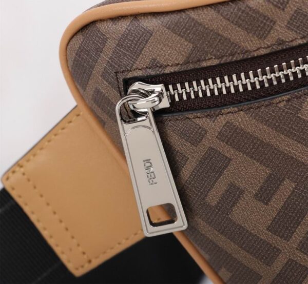 BOLSO WAIST FENDI