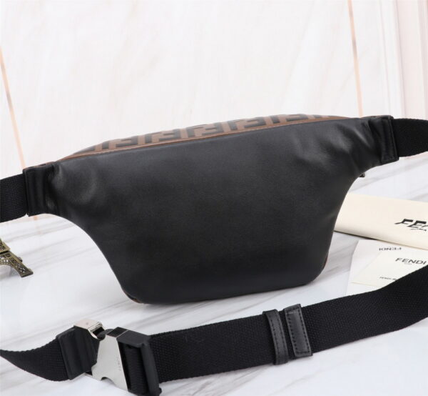 BOLSO WAIST FENDI