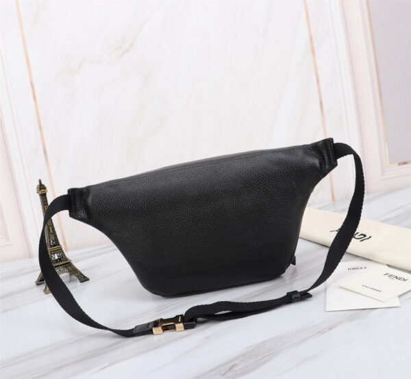BOLSO WAIST FENDI