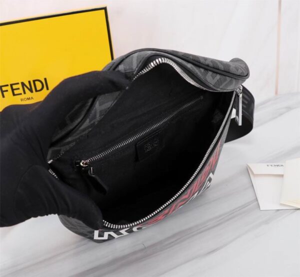 BOLSO WAIST FENDI