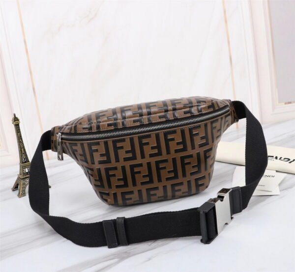 BOLSO WAIST FENDI
