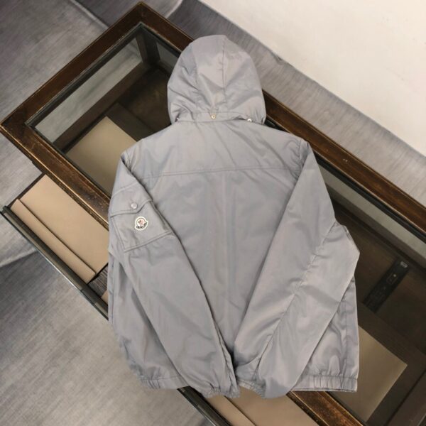 CORTAVIENTOS MONCLER