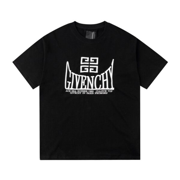 CAMISETA GIVENCHY