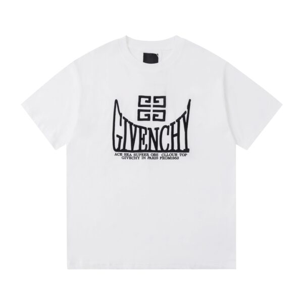 CAMISETA GIVENCHY