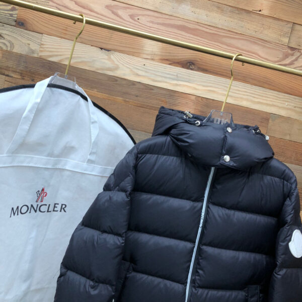 CHAQEUTÓN MONCLER