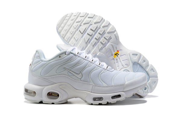 AIR MAX PLUS TN ‘TRIPLE WHITE’