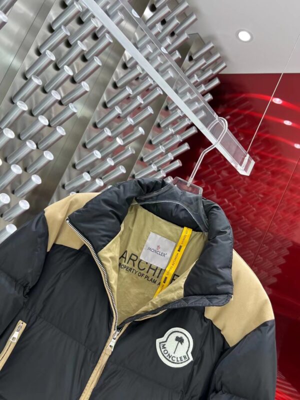 CHAQEUTÓN MONCLER
